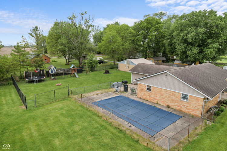 Listing Image 36