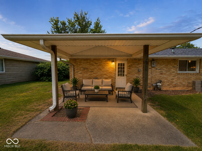 Listing Image 13