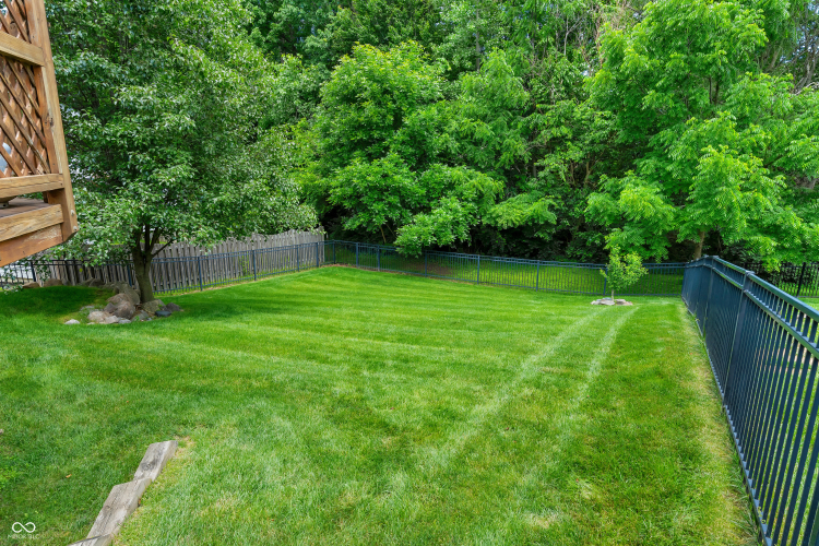 Listing Image 44