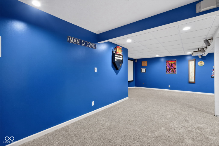 Listing Image 38
