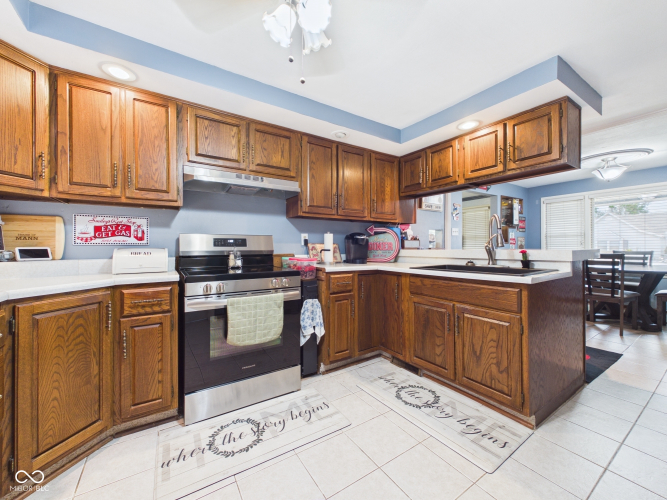 Listing Image 15