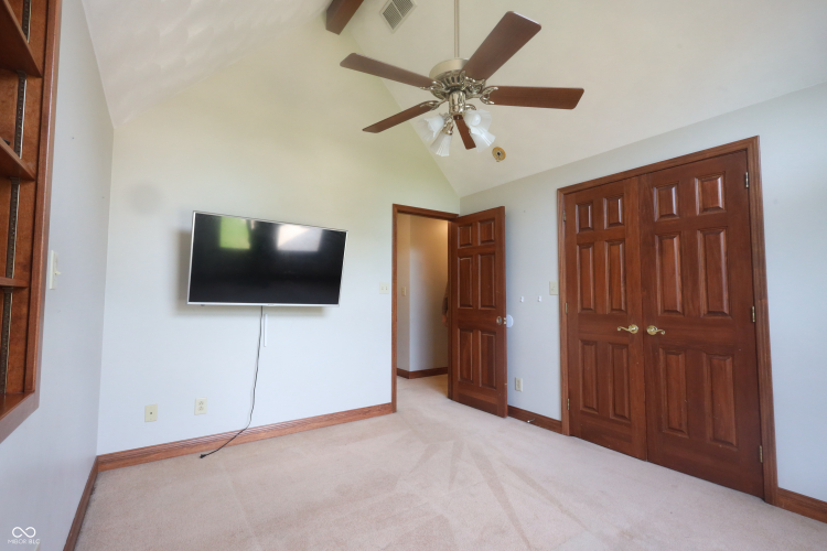 Listing Image 24