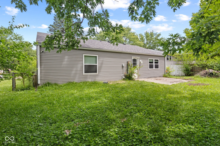 Listing Image 28