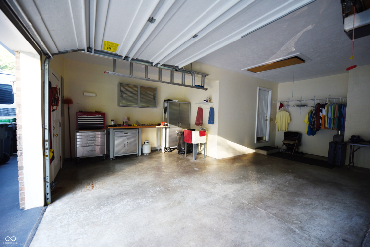 Listing Image 42