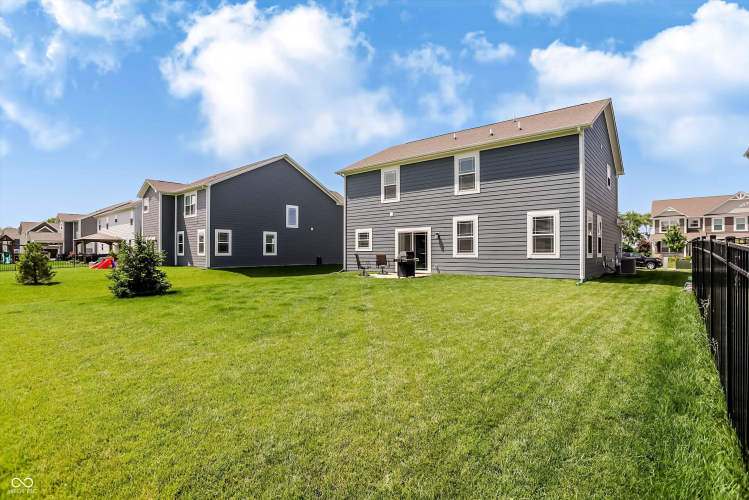 Listing Image 42