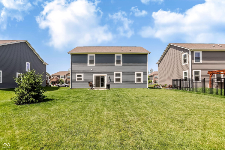 Listing Image 43