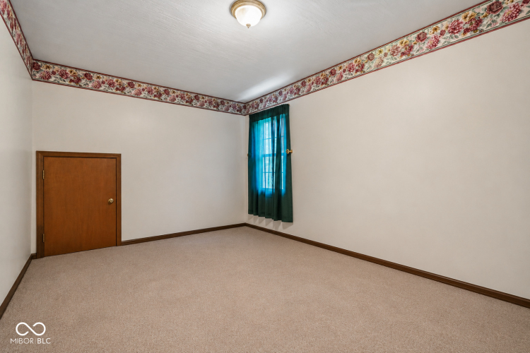 Listing Image 54