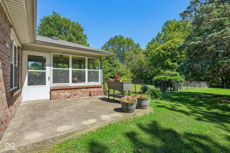 Listing Image 62