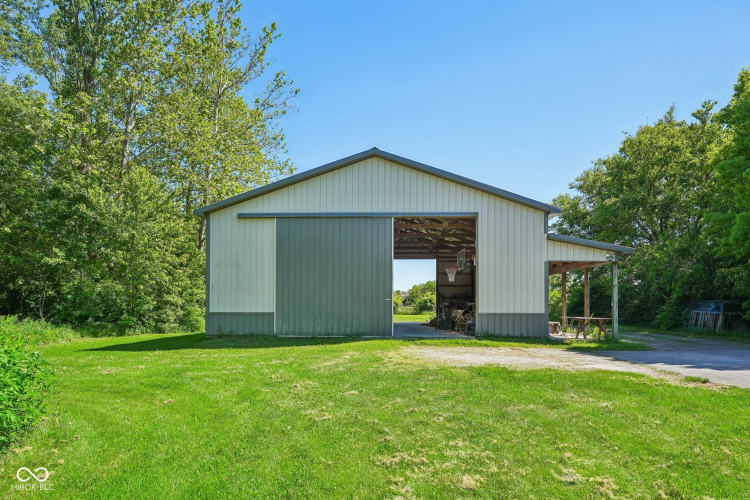 Listing Image 72