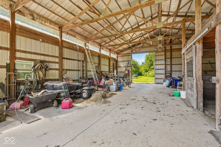 Listing Image 75