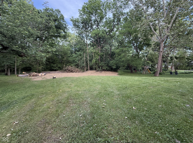 Listing Image 44