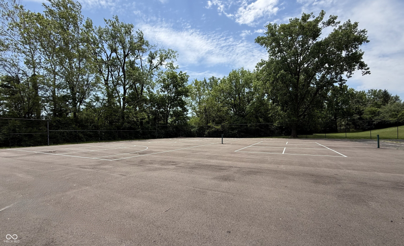 Listing Image 53