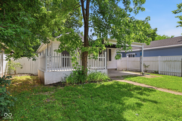 Listing Image 23
