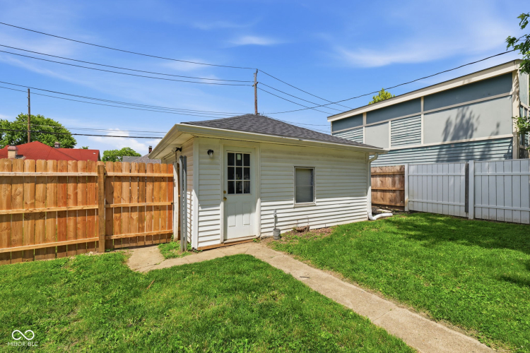 Listing Image 24