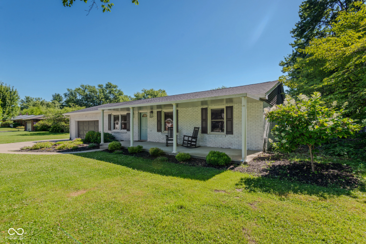 Listing Image 3