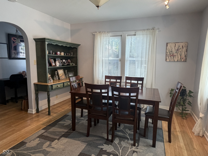 Listing Image 21