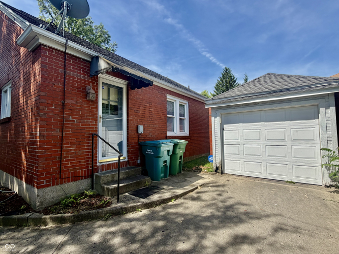 Listing Image 38