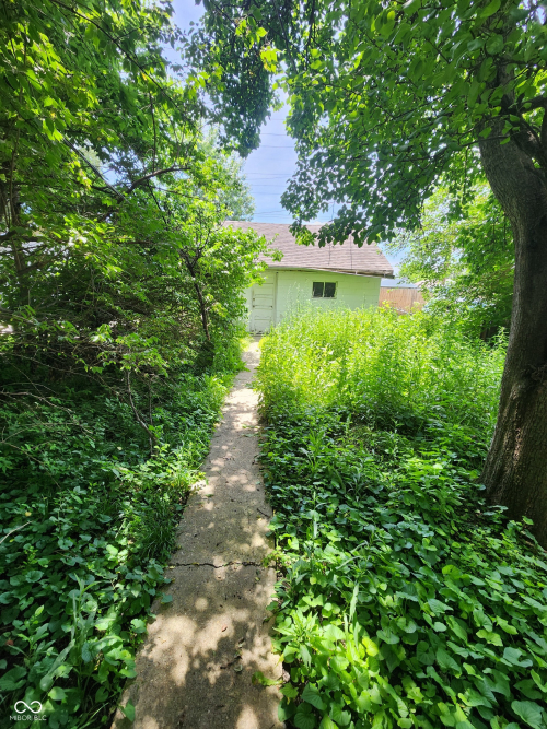 Listing Image 17