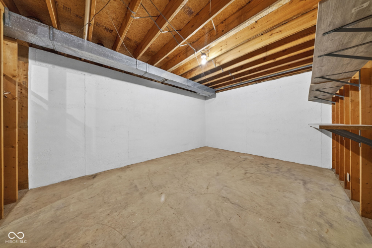Listing Image 36