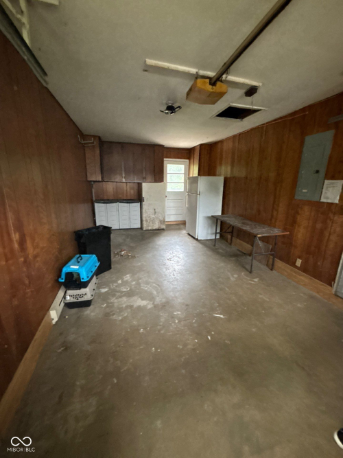 Listing Image 16