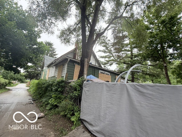 Listing Image 3
