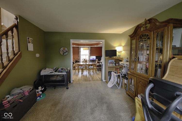 Listing Image 13