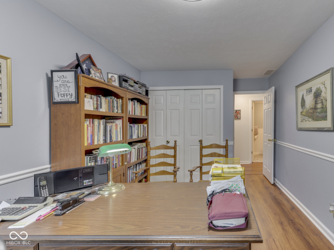 Listing Image 37