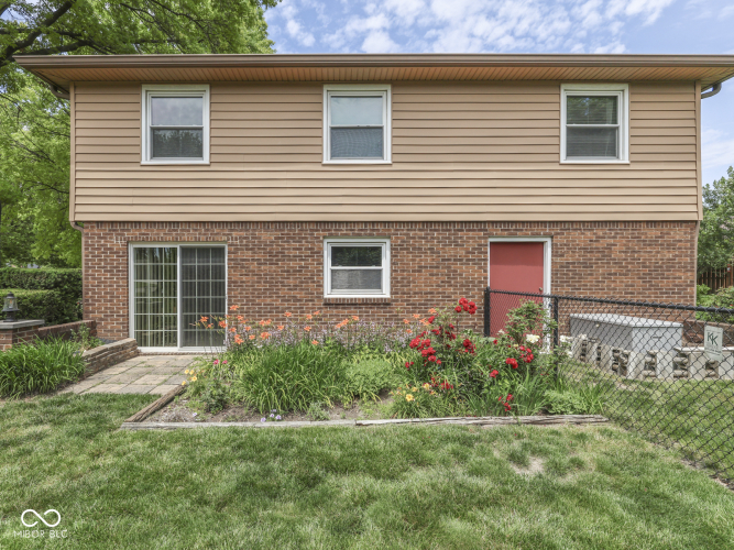 Listing Image 64