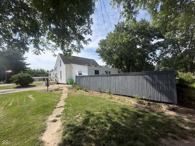 Listing Image 14