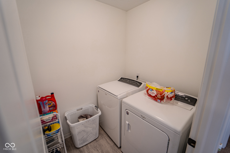 Listing Image 30