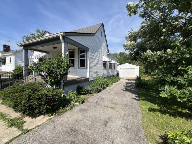 Listing Image 3