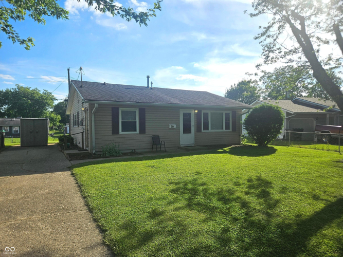Listing Image 3