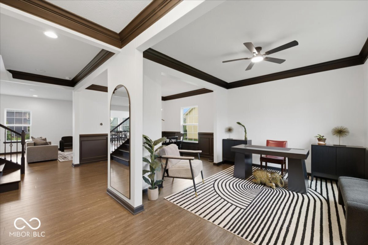 Listing Image 13