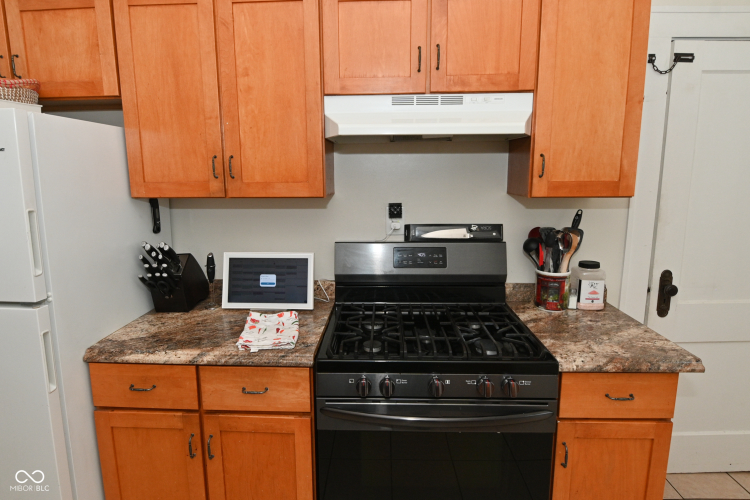 Listing Image 14