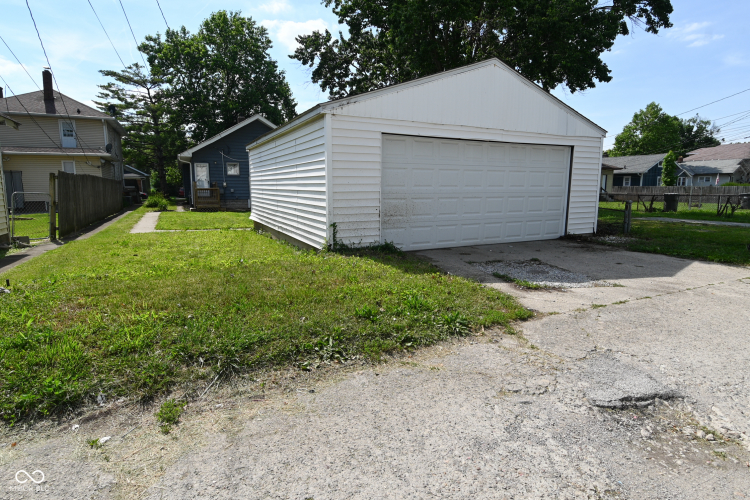 Listing Image 45