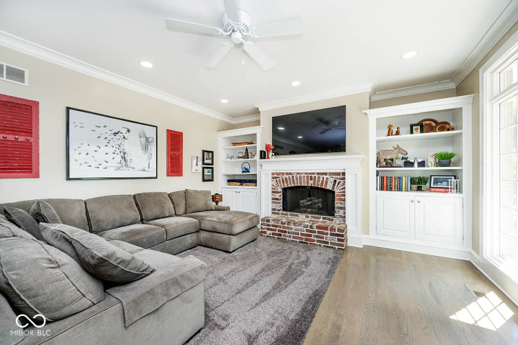 Listing Image 23