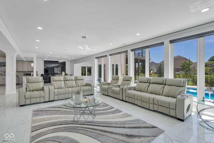 Listing Image 108