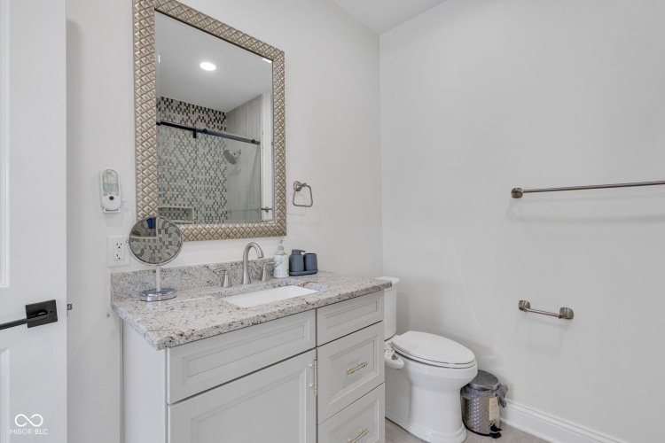 Listing Image 114