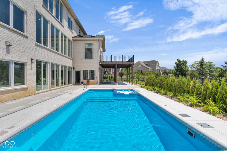 Listing Image 122