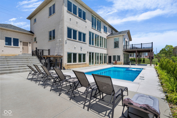 Listing Image 124