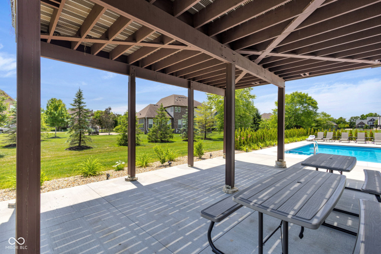 Listing Image 127