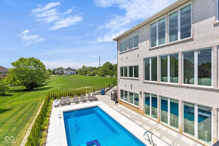 Listing Image 134