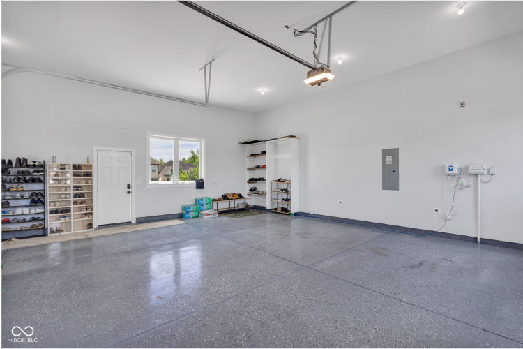 Listing Image 136