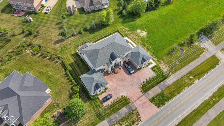 Listing Image 159