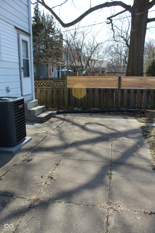 Listing Image 10