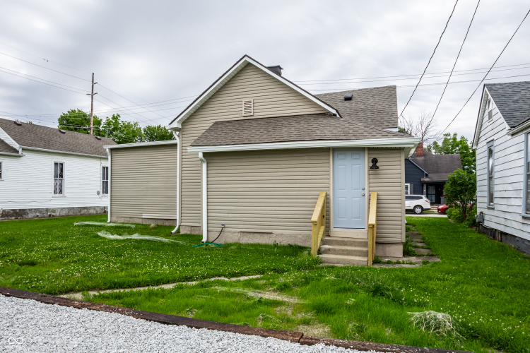 Listing Image 19