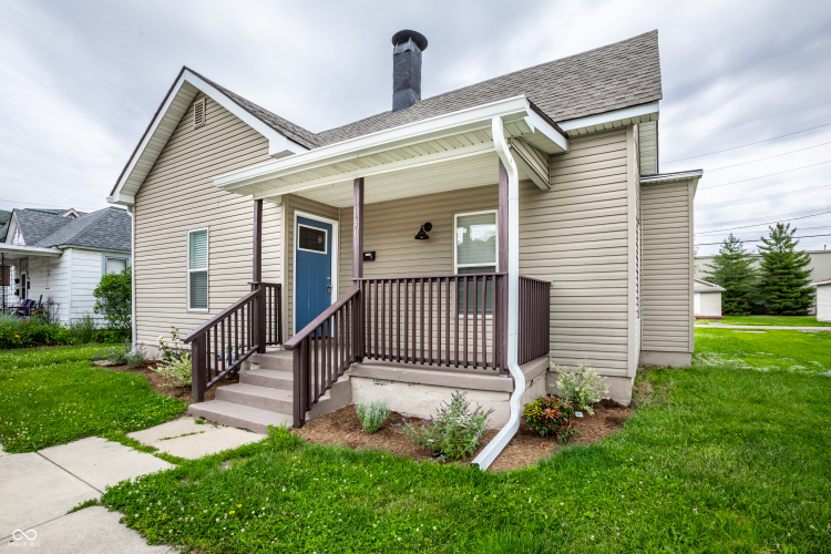Listing Image 3