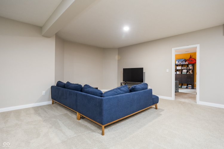 Listing Image 55
