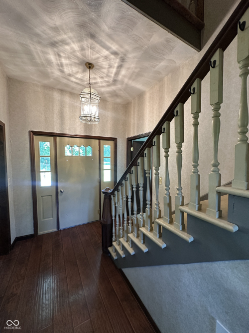 Listing Image 16