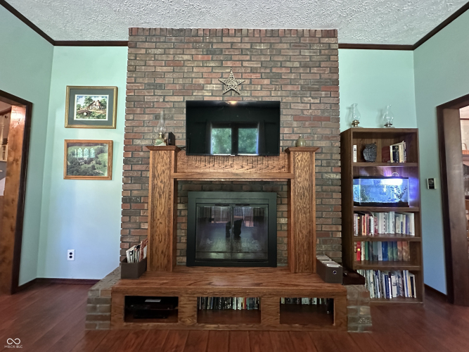 Listing Image 21